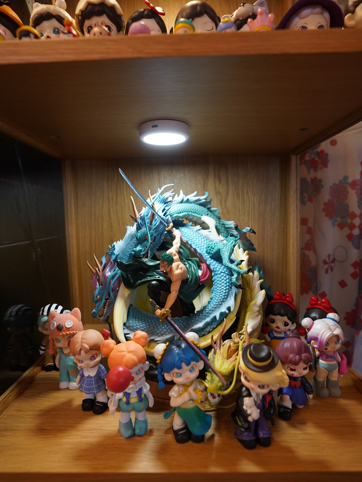Figurines of Wei Ramen